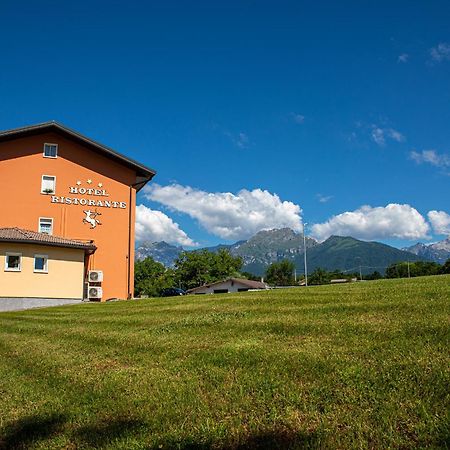 Hotel Ristorante Sagittario Feltre Exterior photo