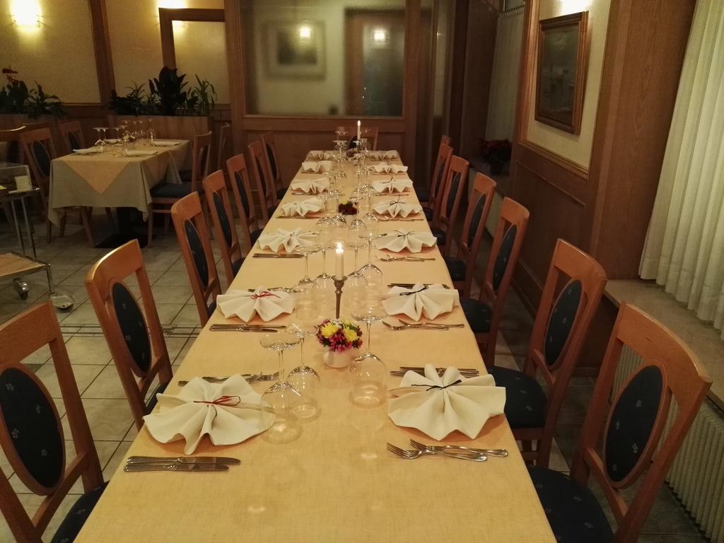 Hotel Ristorante Sagittario Feltre Exterior photo